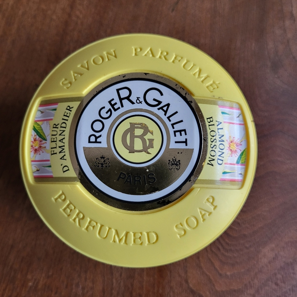 Roger & Gallet Almond Blossom Soap